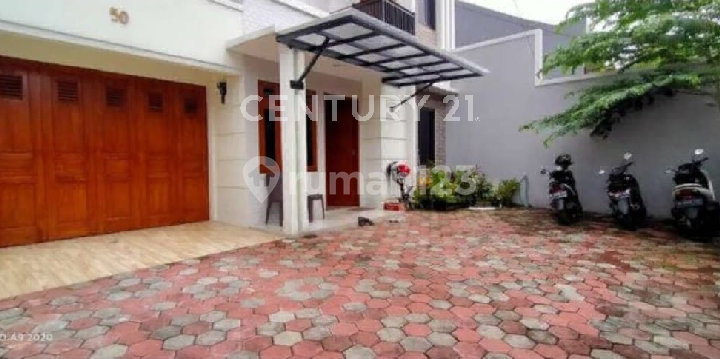 Rumah Tinggal Strategis Dekat Univ Pancasila & Tol Desari, Jaksel