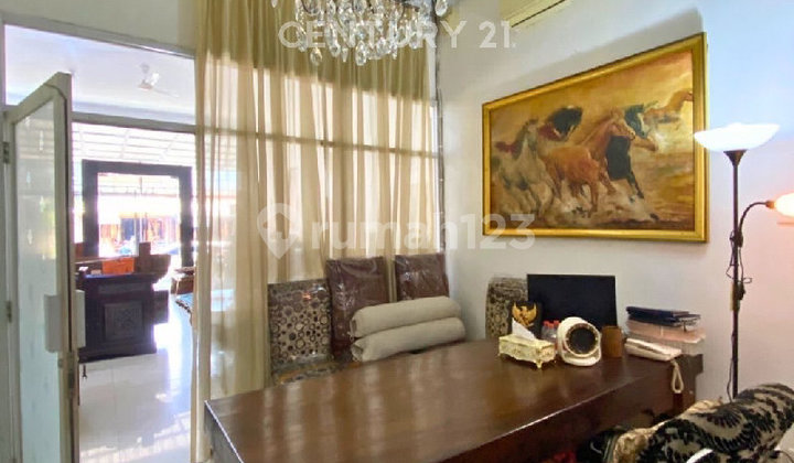 Golden Opportunity! Ready-to-Use Shophouse for Rent in Bustling Kemang Area