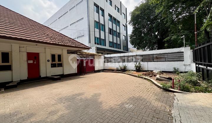 Rumah Kolonial Dijual Pinggir Jalan Petojo Jakarta Pusat 2