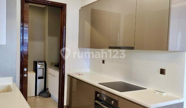 District 8 For Sale 2 + 1 BR Furnished Senopati Jakarta Selatan 2