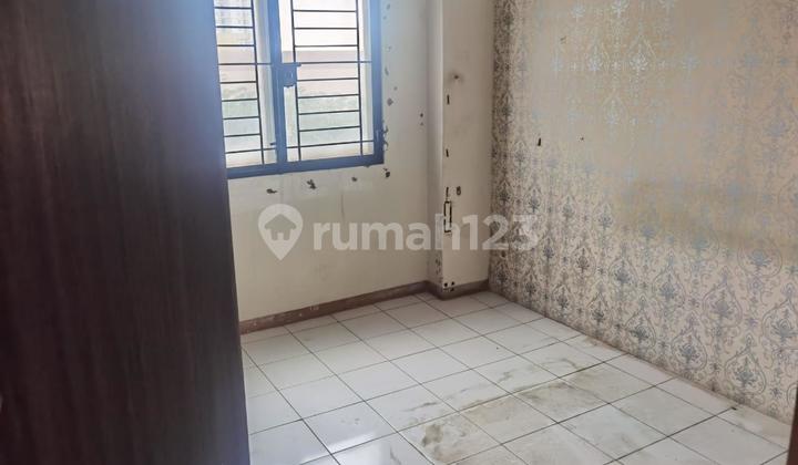 For sale Palm Mansion Apartment 2 Bedrooms, 1 Bathroom, West Jakarta 2