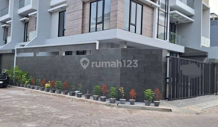 Dijual Rumah Baru Di Sunter, Jakarta Utara 2