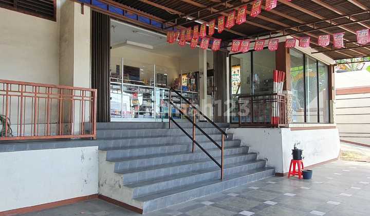 Dijual Rumah dan Usaha di Salatiga , Posisi Strategis , Jawa Tengah Dijual Rumah dan Usaha di Salatiga , Posisi Strategis , Jawa Tengah