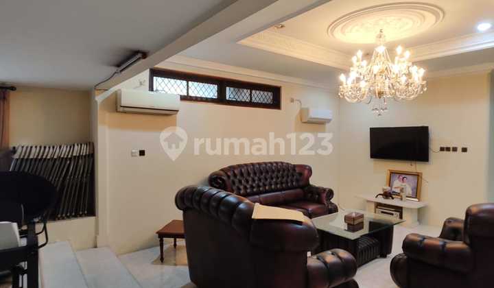Turun Harga Dijual Rumah Di Pulomas Utara , hoek , Jakarta Timur 2