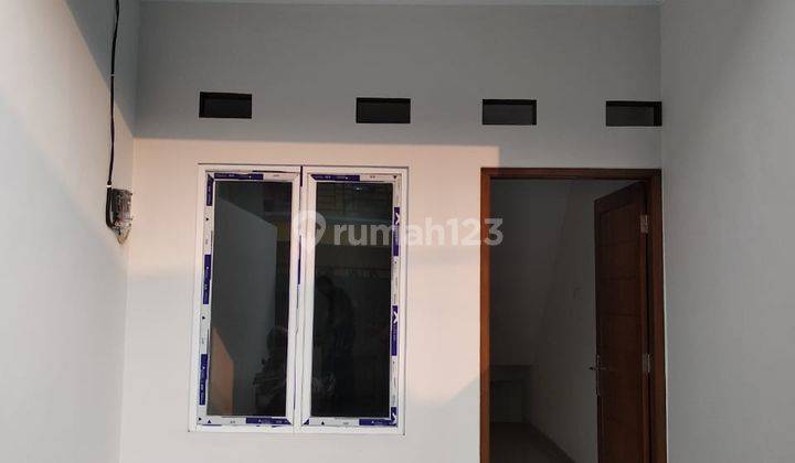 Dijual Rumah Semi Furnished Baru Shm, Di Kemayoran 2