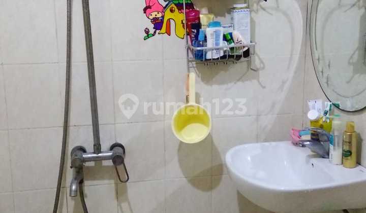 For Sale Neat Tiny House in Pademangan