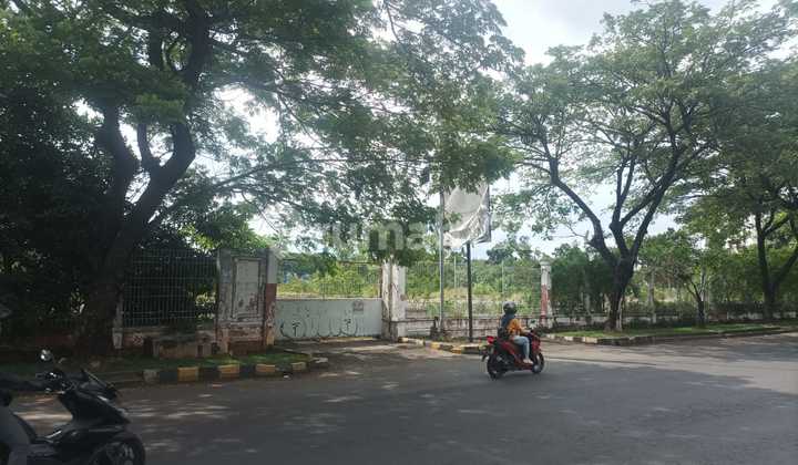 Disewakan Tanah Di Harapan Indah Bekasi, Prime location , Boleh Perbulan. 