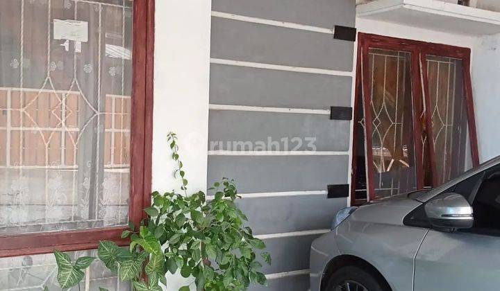 Di jual cepat Rumah strategis di Cibeber  2