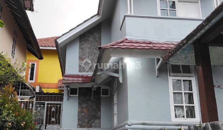 
villa Intan Permai Puncak Dekat Taman Bunga Nusantara Hanjawar 2