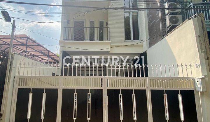 Rumah Bagus Strategis Siap Huni Di Kemang Jaksel 1