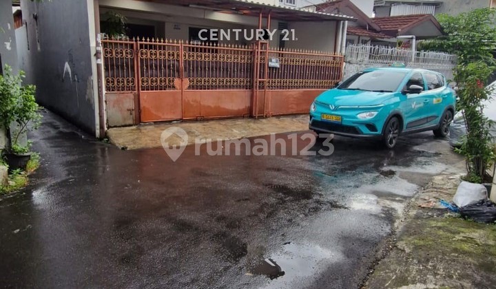 Dijual Rumah Strategis Harga Menarik di Kebayoran Baru