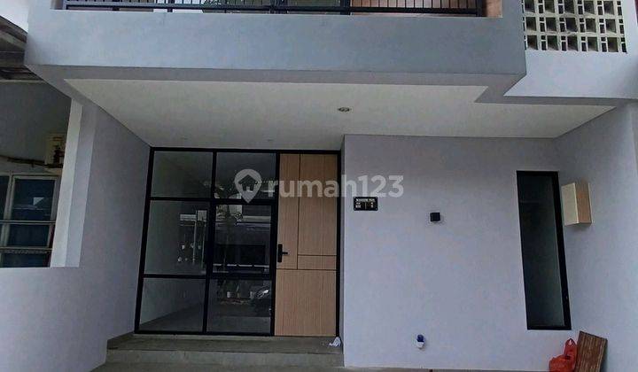 Rumah Baru Selesai Renovasi Di Dekat Pintu Tol Parigi Bintaro 1