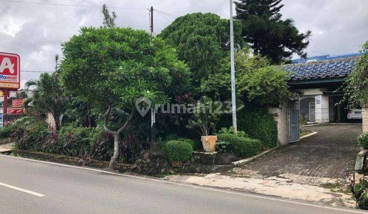 Rumah 2 lantai luas dekat dengan akses tol JORR 2