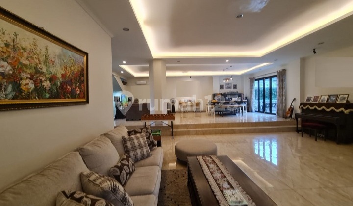 For Sale European Classic Modern Hook Design House The Green BSD For Sale European Classic Modern Hook Design House The Green BSD