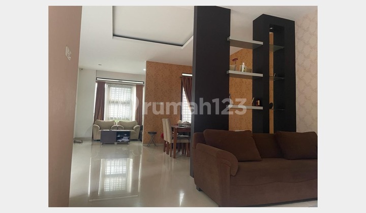Rumah Furnished Sektor 7 dekat dari Akses Tol  Cluster Exclusive Bintaro 2