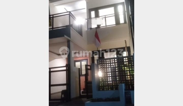 House for Quick Sale in Digraha Raya, Close to Sek.9 Access House for Quick Sale in Digraha Raya, Close to Sek.9 Access
