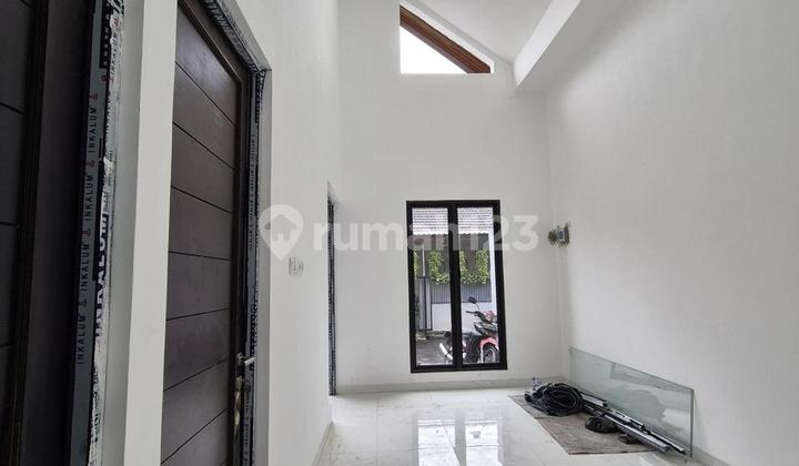 For Sale: Cheap, Nice, Newly Renovated House, Ready to Live In, Flood-Free.