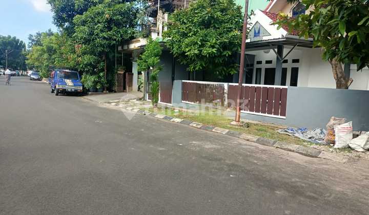 Rumah Standar di Cluster Graha Raya, luas jalan 3 Mobil, Bebas Banjir 2