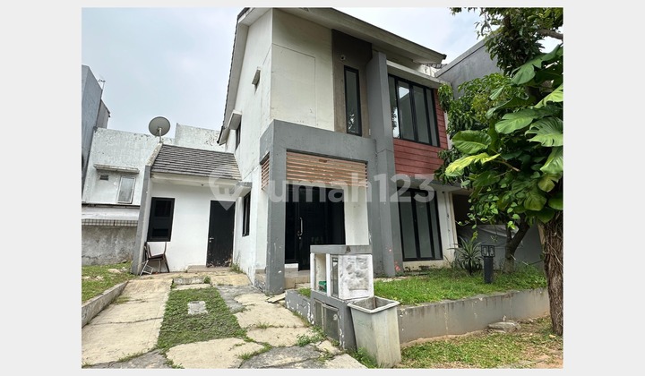 Rumah di Cluster Exclusive Graha Raya siap huni dekat dari Toll Alamsutra