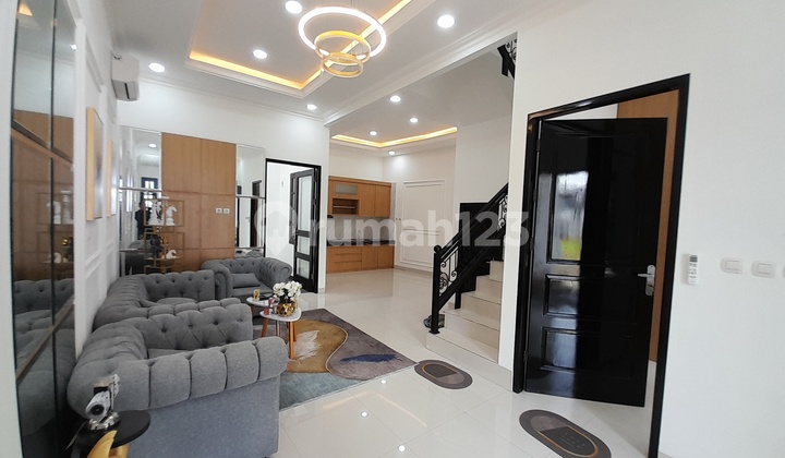 Rumah 2 Lantai 5 Menit Ke Tol Jagorawi Jakarta Timur 2