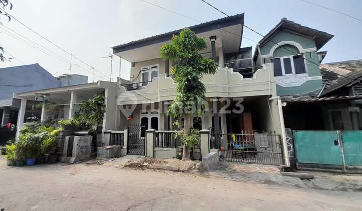 Rumah 2 Lantai Di Mustika Jaya Kota Bekasi 