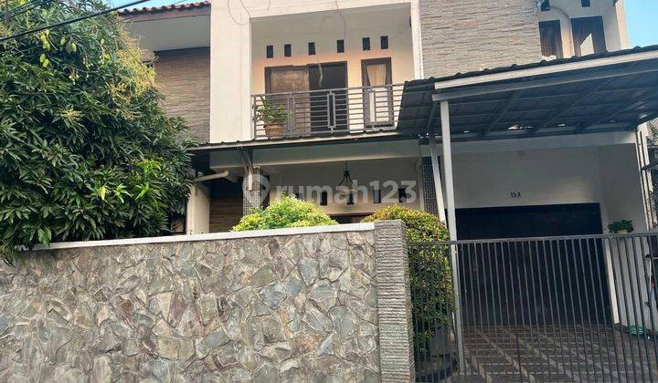 Rumah 2 lantai fullfurnished di Jatiwaringin kota Bekasi 1