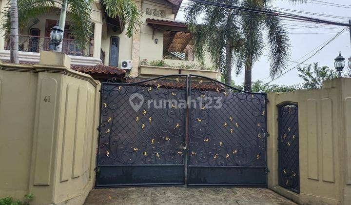 Rumah 2 lantai full Jati di Bambu Apus Jakarta Timur 1