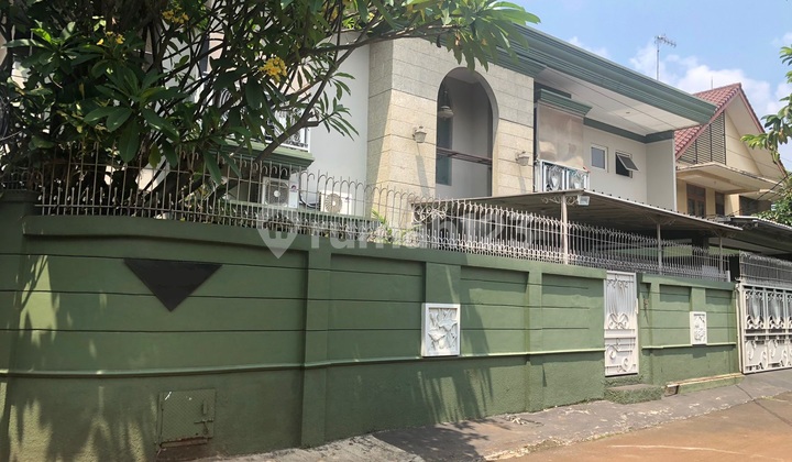 Huk 2-Story Beautiful House in Pesanggrahan, South Jakarta 2