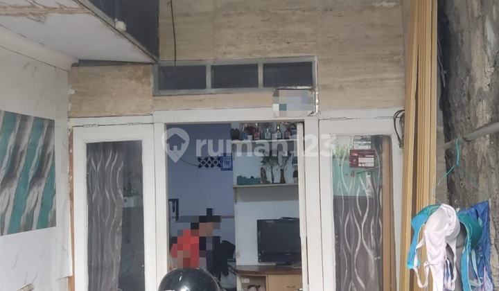 Rumah 2 Lantai Palmerah Jakarta 2