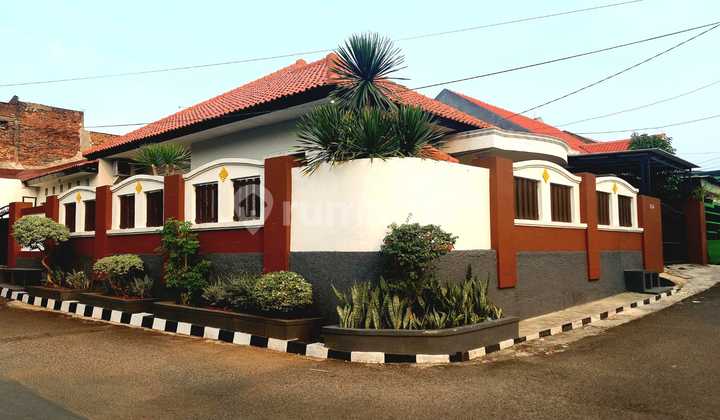 Rumah Huk Di Komplek Curug Indah Jakarta Timur Rumah Huk Di Komplek Curug Indah Jakarta Timur