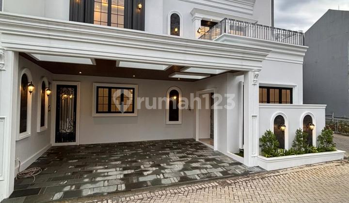 American Luxury House Adjacent to Ragunan, South Jakarta 2