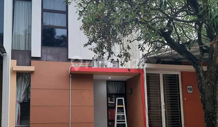 Rumah 2 Lantai di Le Freya Lippo Cikarang