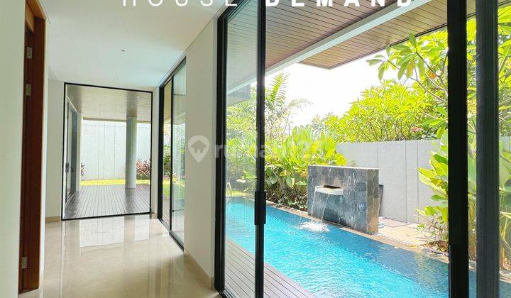 Luxurious And Comfortable House Strategic Location In Kemang Area 2