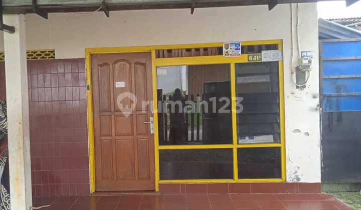 Rent Furnished 4-Bedroom House in Lamper Near Java Mall Semarang 2