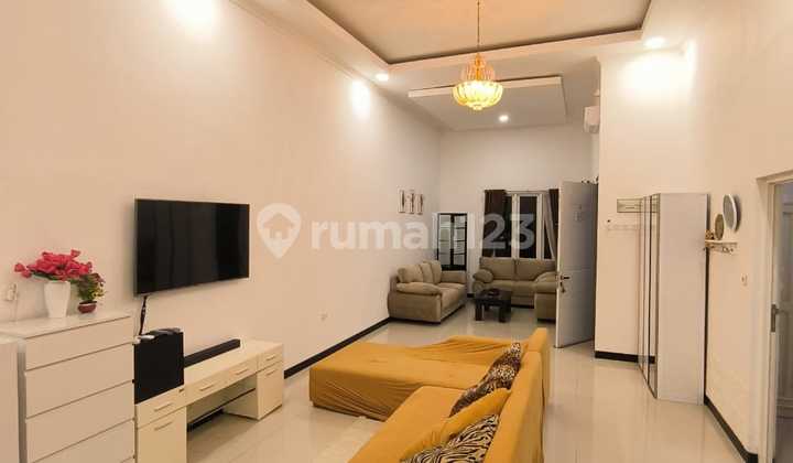 Sewa Rumah Bagus Furnish Manyaran Semarang Baart 1