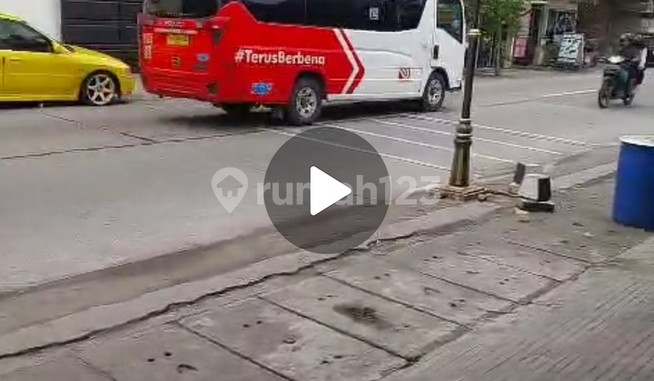 Sewa Ruko Bagus Pinggir Jalan Besar bisa Dilewati Truk Doble Ban Semarang Timur 2