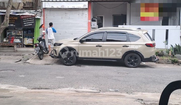 Sewa Rumah 2 LT Pinggir Jalan Raya bisa untuk Kantor Dekat Tol Gayamsari Semarang Timur 2