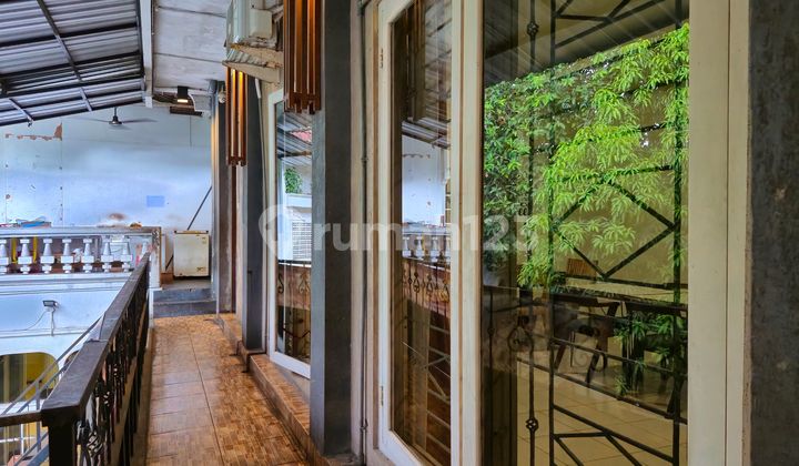Rent Commercial Space Furnished Well Suitable for Cafe Candisari Semarang Rent Commercial Space Furnished Well Suitable for Cafe Candisari Semarang