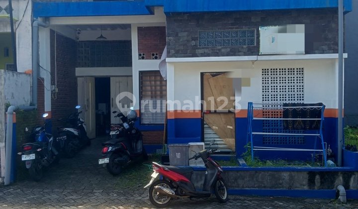 Rent House 2 Floors 6 Bedrooms Semi-Furnished Suitable for Office or Guest House Near Undip Semarang Available for Occupancy from July 10, 2026 1