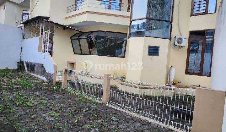 Sewa Rumah Bagus Siap Huni Furnish Bukit Sari  2