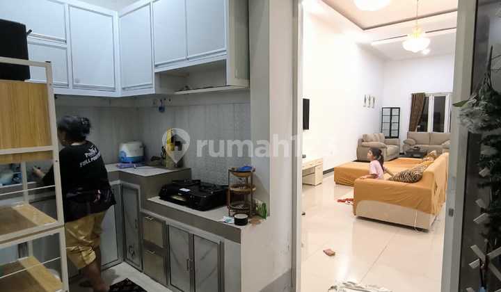 Sewa Rumah Bagus Furnish Manyaran Semarang Baart 2