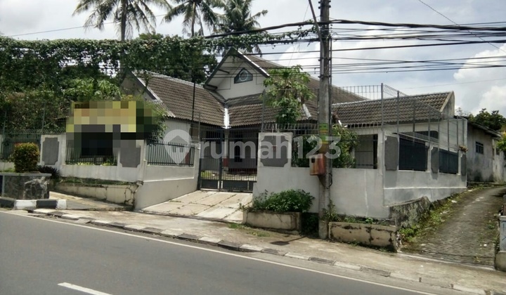 Rent a Spacious House Suitable for an Office by the Highway Towards Ungaran Semarang 1