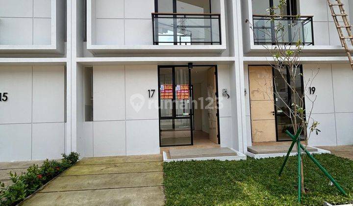 Sewa Rumah Cantik 2 Lantai di Cendana Cove, Lippo Karawaci 1