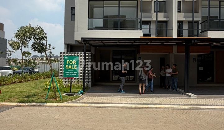 Jual Rumah Cantik 3 Lantai Siap Huni Terravia BSD City Jual Rumah Cantik 3 Lantai Siap Huni Terravia BSD City