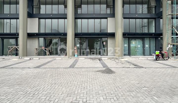 For Sale: 3-story shop house in an excellent location, Hampton Studio Loft, Gading Serpong.