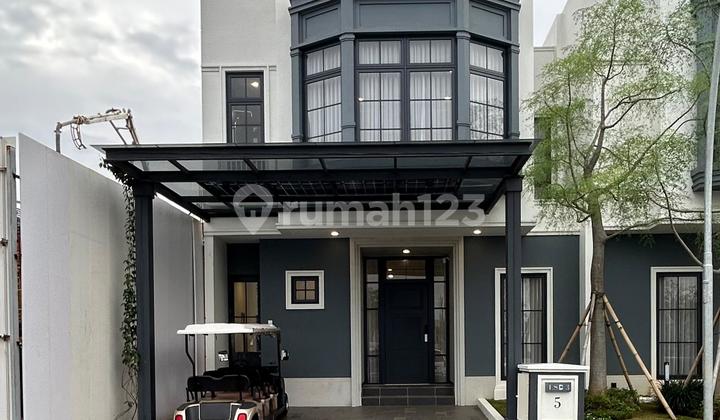 New modern house with attic, 4 bedrooms, Louise Cluster, Gading Serpong 1