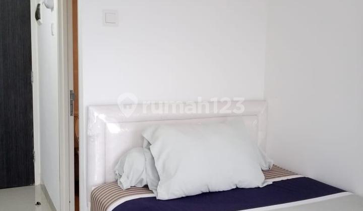 Cheap furnished studio apartment Serpong Garden.