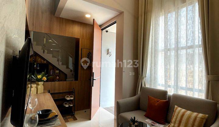 Rumah 2 Lantai Premium Lokasi Strategis di Serpong Cisauk  2