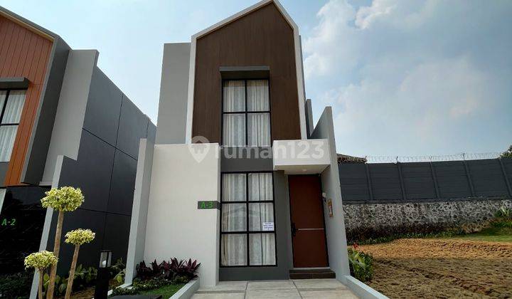 Rumah 2 Lantai Premium Lokasi Strategis di Serpong Cisauk  1