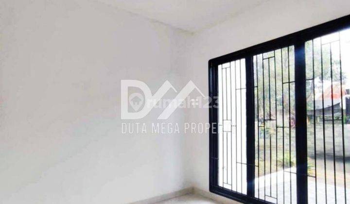 Rumah 2 lantai full renov siap pakai dan huni SHM bisa kpr 2